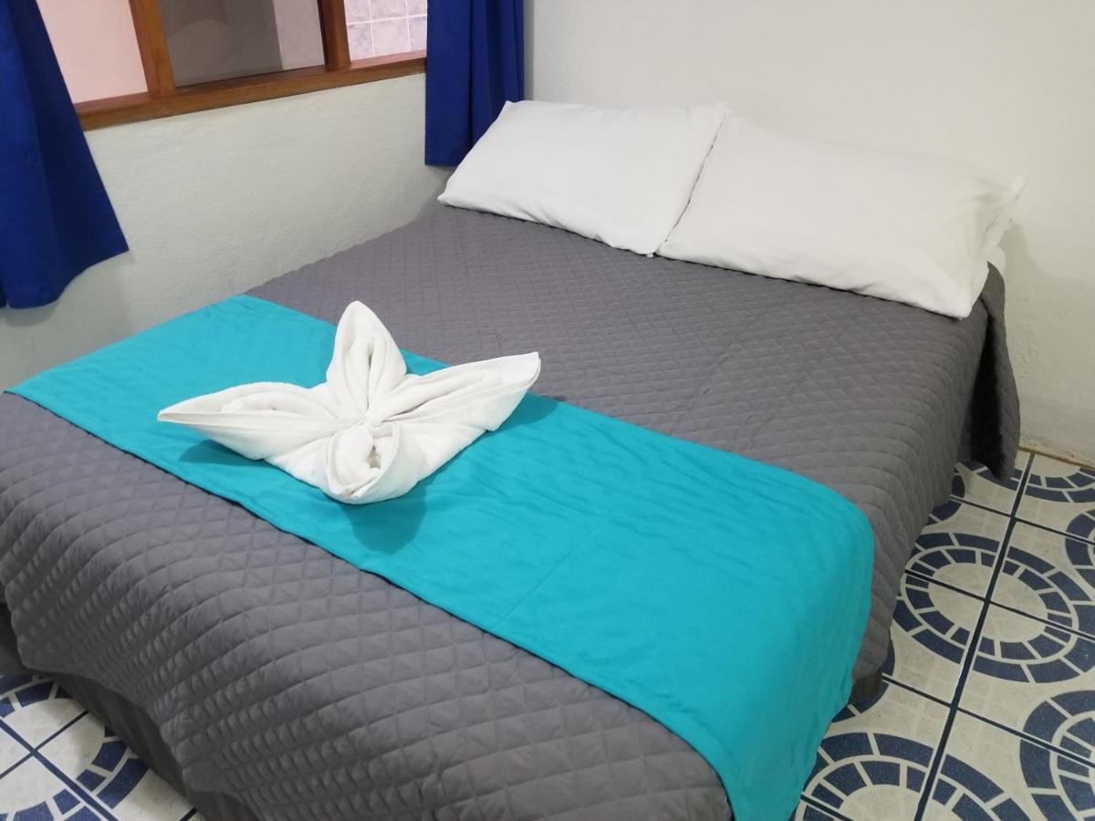 Hostal Gardner Galapagos Puerto Ayora  Exterior photo
